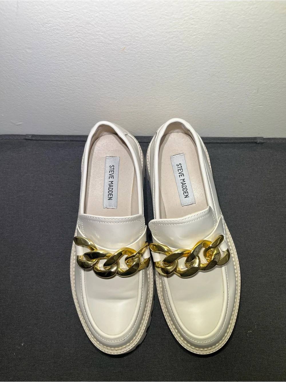 Steve Madden Cream-White Loafers with Gold Chain Detail